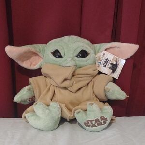 Star Wars Green and Tan Grogu Plush